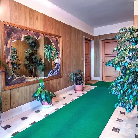 Mooi In Met Een Tuin Apartamento Sanremo